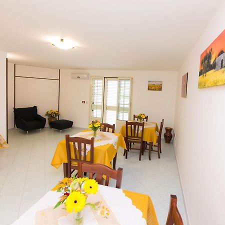 B&B La Casa Nel Borgo Specchia Exterior photo