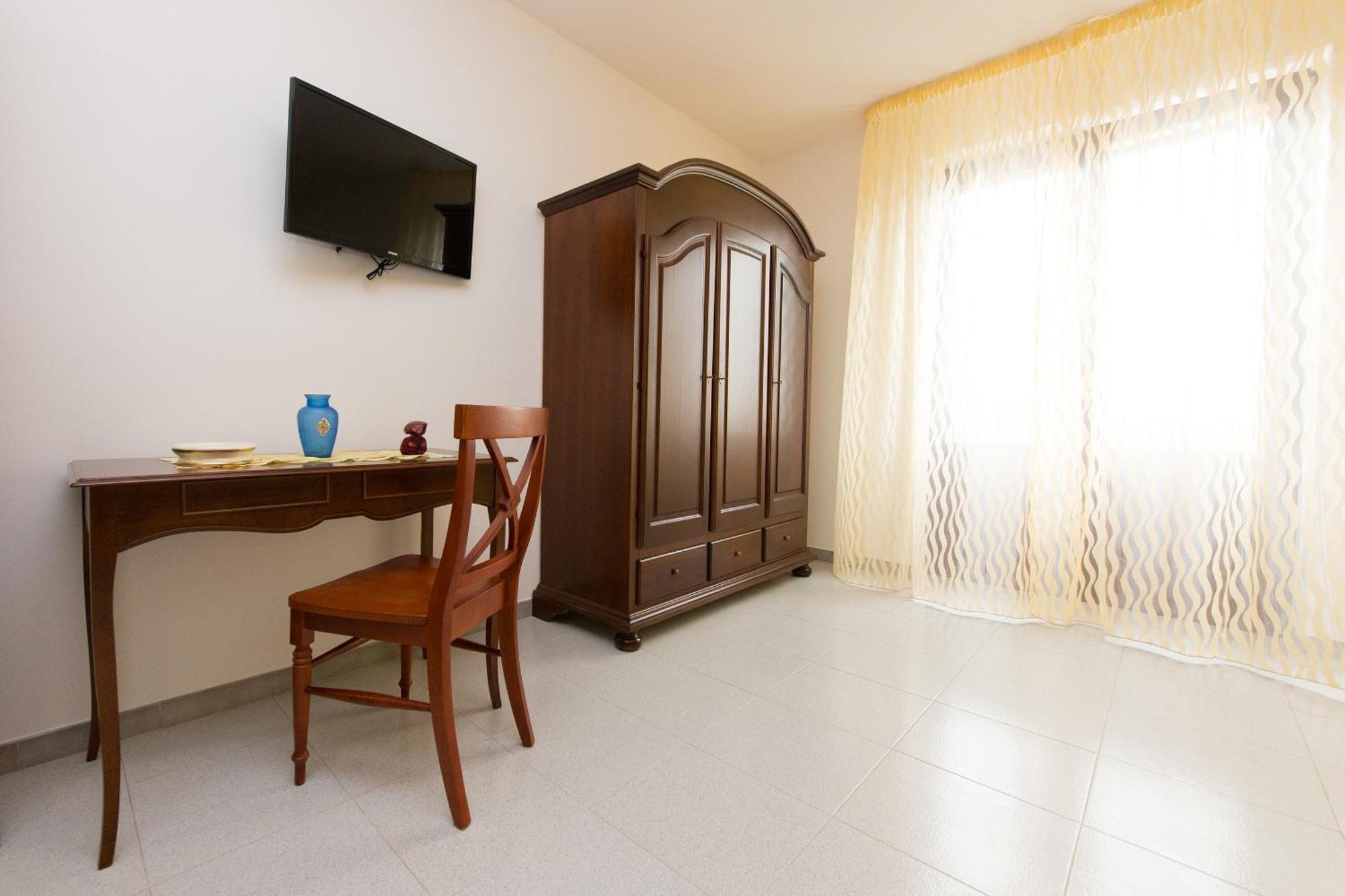 B&B La Casa Nel Borgo Specchia Exterior photo